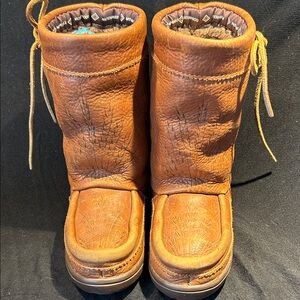 Manitoba Girl Brown Leather Water Proof Boots Size 1 Some Ware on Front IGC